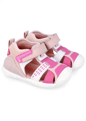Baby Sport Fuchsia sandals for girls ergonomic and natural_109633