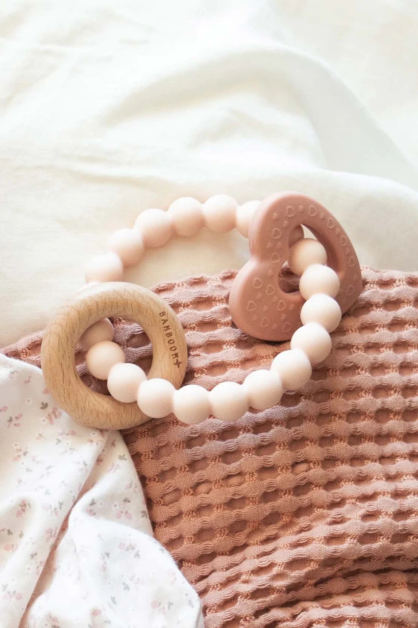 Wood & Silicone Teether Heart - Pink
